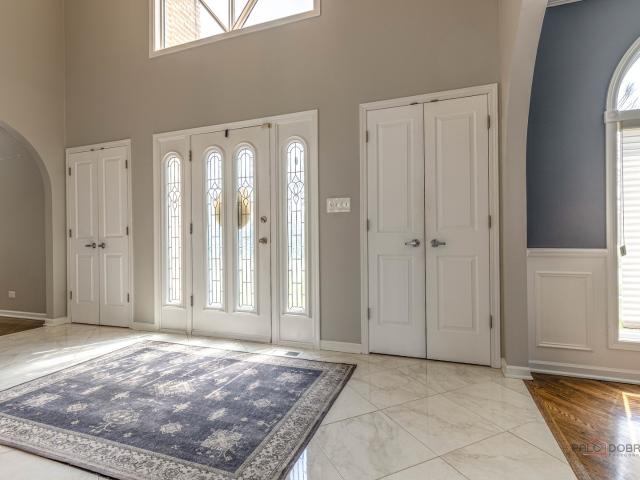 House for sale in Arlington Heights, Illinois