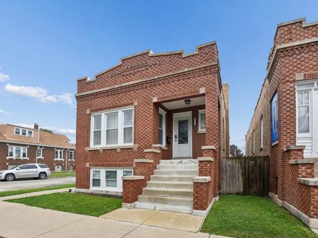 House for sale in Cicero, Cook County