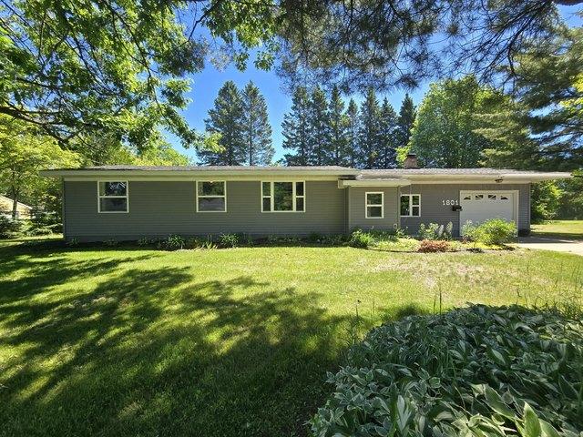 House for sale in Sault Sainte Marie, Michigan