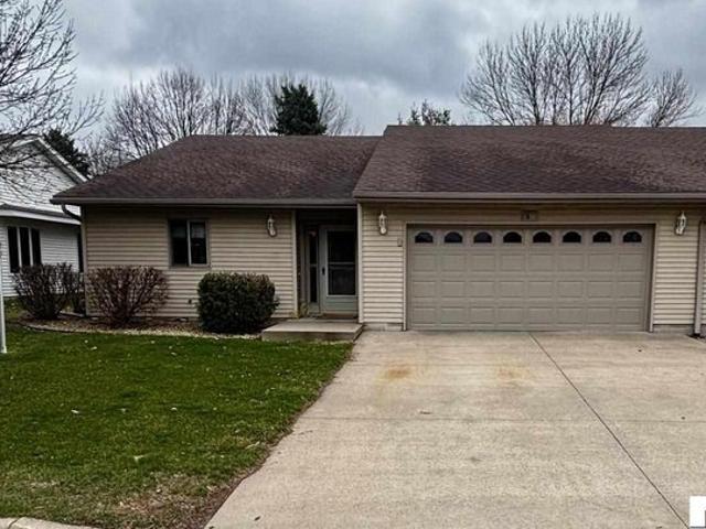 Townhouse for sale in Saint Peter, Minnesota