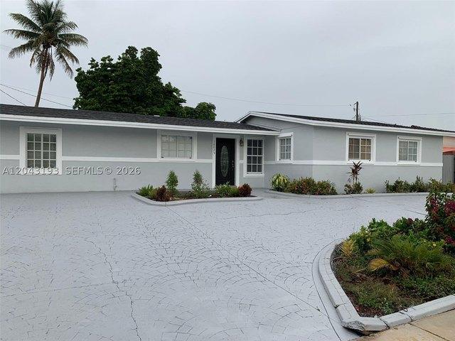 Condo for sale in Hialeah, Florida