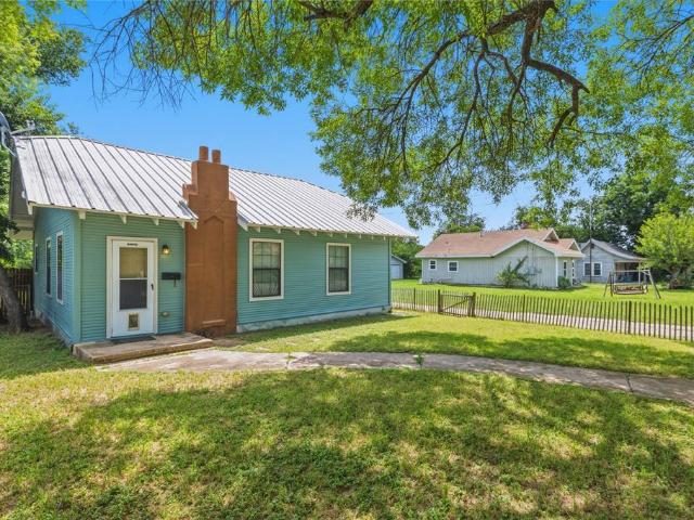 House for sale in Brownwood, Texas