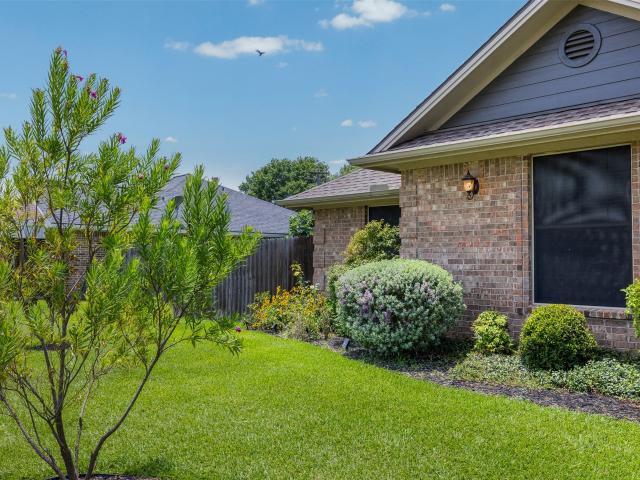 House for sale in Caldwell, Texas