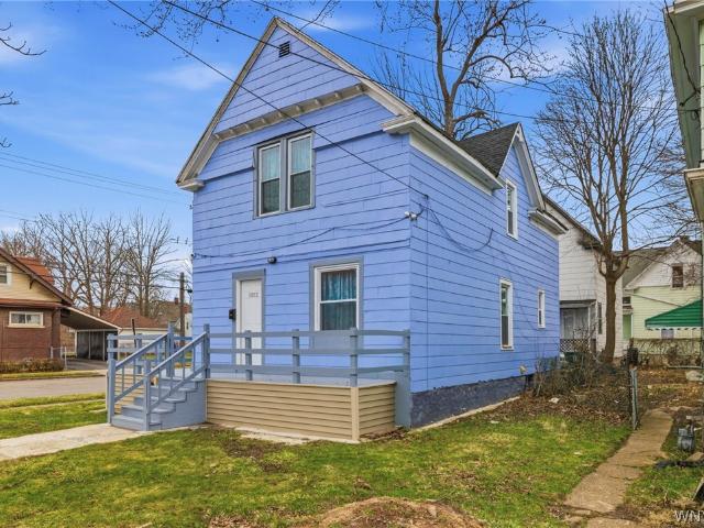 House for sale in Niagara, New York