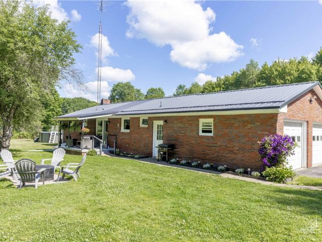 House for sale in Mercer, Pennsylvania