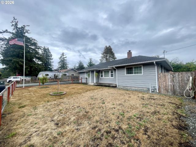House for sale in Myrtle Point, Coos County