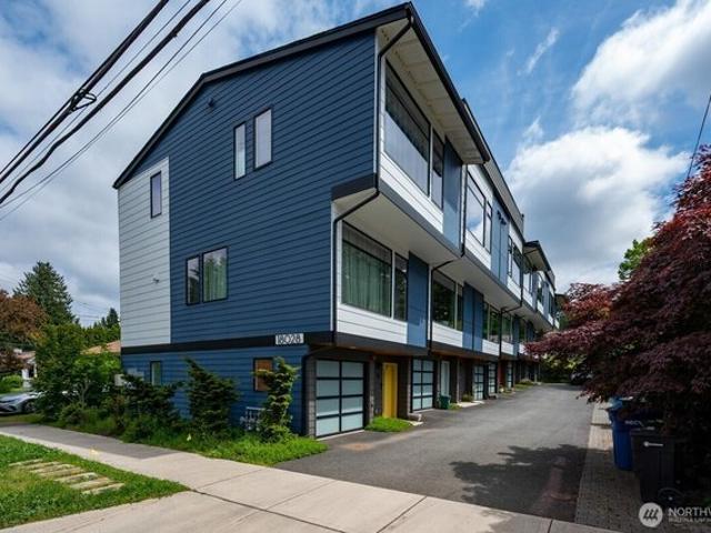 Townhouse for sale in Shoreline, Washington