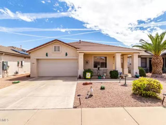 House for sale in Surprise