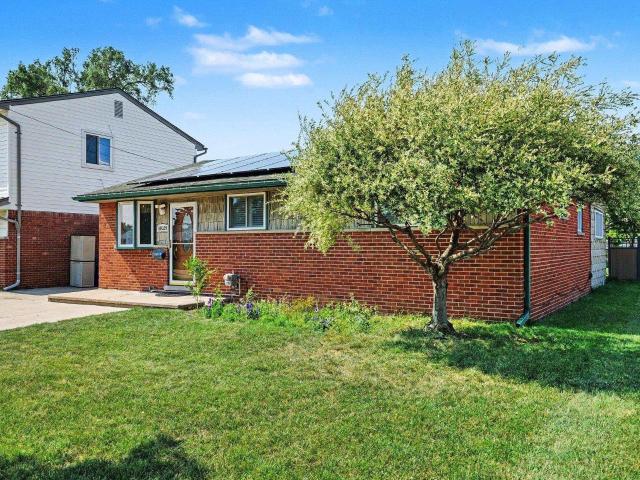 House for sale in Fraser, Michigan