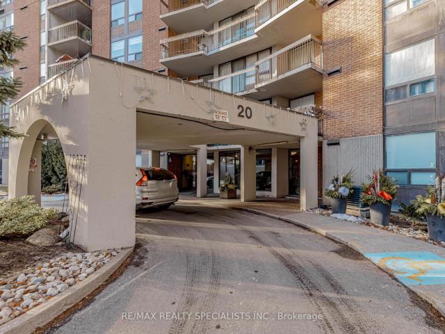 Condo for sale in Woburn, Ontario