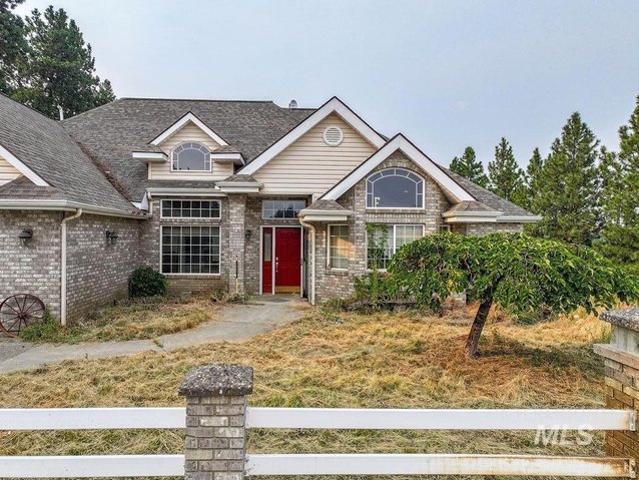 House for sale in Troy, Idaho