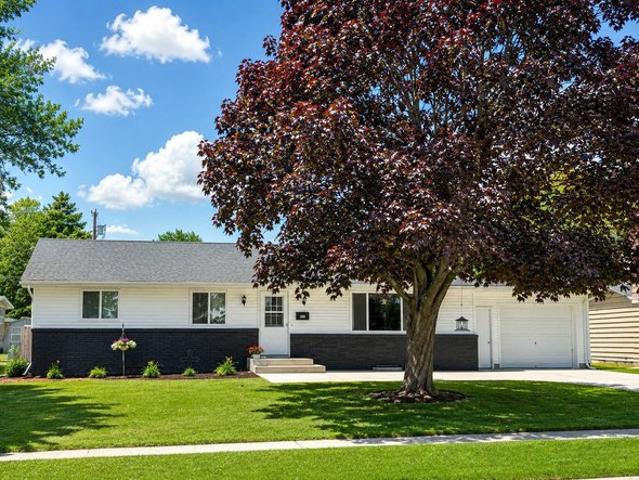 House for sale in Mcleod, Minnesota