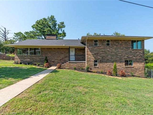 House for sale in Ark