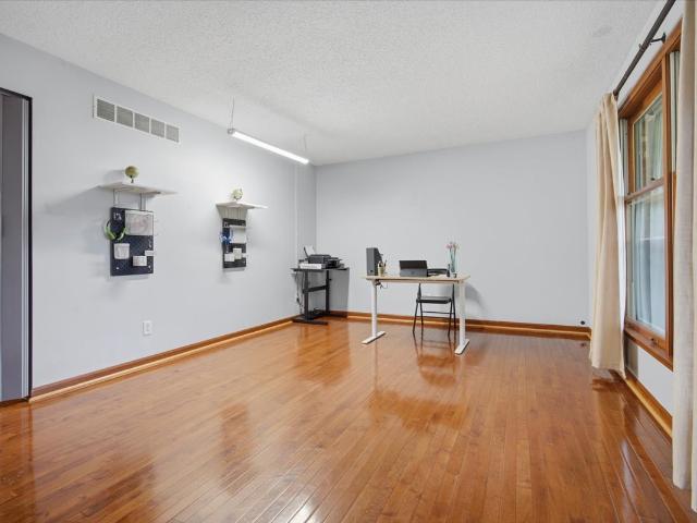 House for sale in Mclean, Illinois