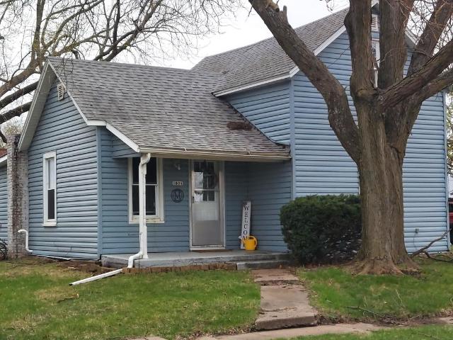 House for sale in Viola, Illinois