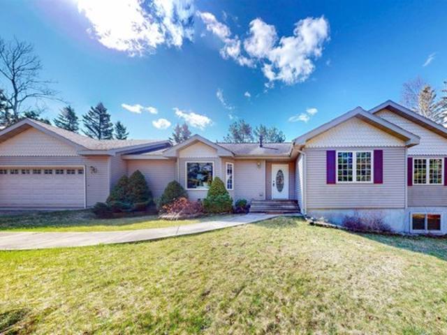 House for sale in Grand Marais, Minnesota