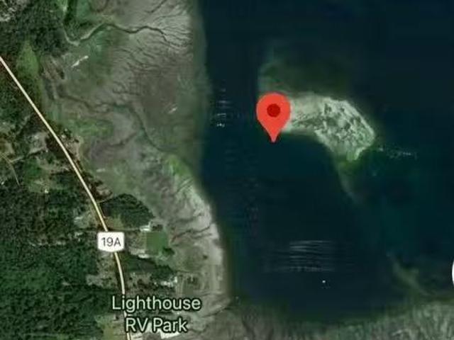 House for rent in Denman Island, British Columbia