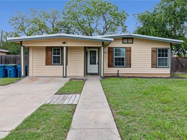 House for sale in Bee, Texas