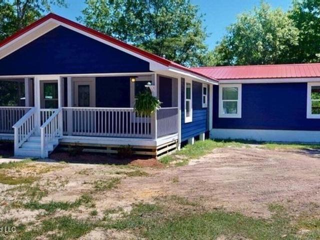 House for sale in Leakesville, Mississippi
