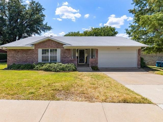 House for sale in Carrollton, Texas