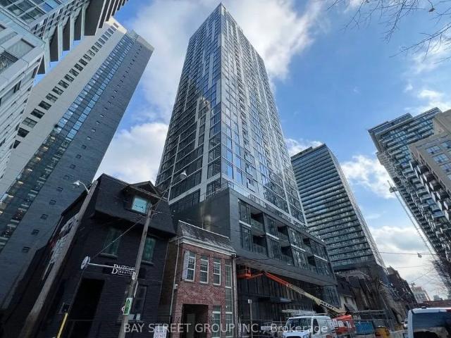 House for rent in Toronto Centre, Toronto