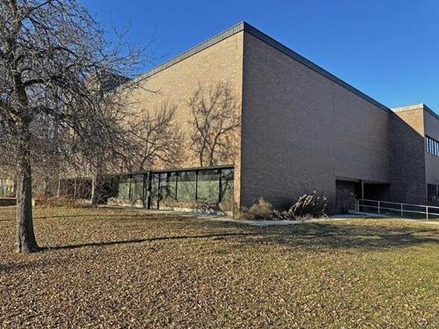 Commercial for rent in Thunder Bay, Ontario