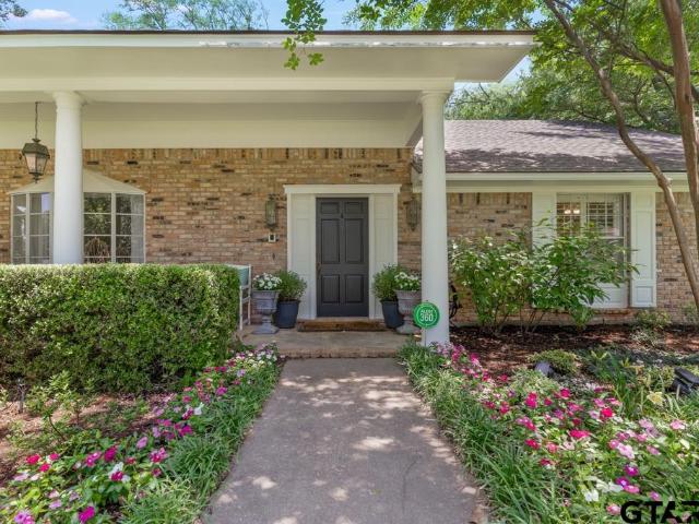 Property for sale in Gilchrist, Texas