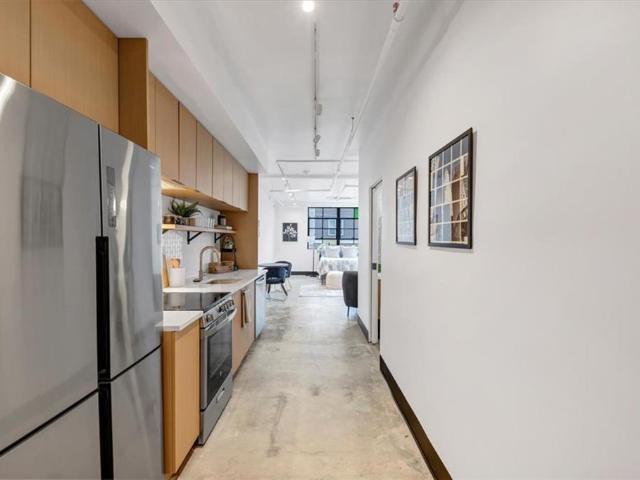 Condo for sale in College Park, Georgia