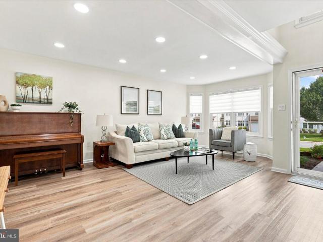 Townhouse for sale in Meadow View Estates, Upper Dublin Township
