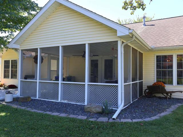 House for sale in Huntingburg, Dubois County