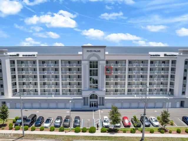 Condo for sale in Titusville, Florida