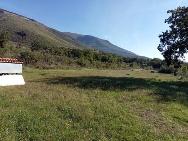 Terreno in vendita a Tora, Campania