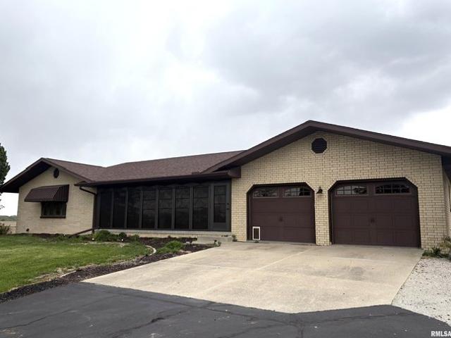 House for sale in Mackinaw, Illinois