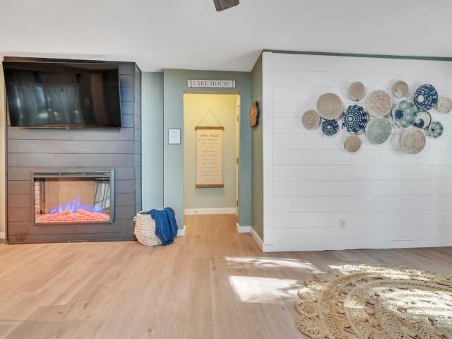 House for sale in Spirit Lake, Iowa