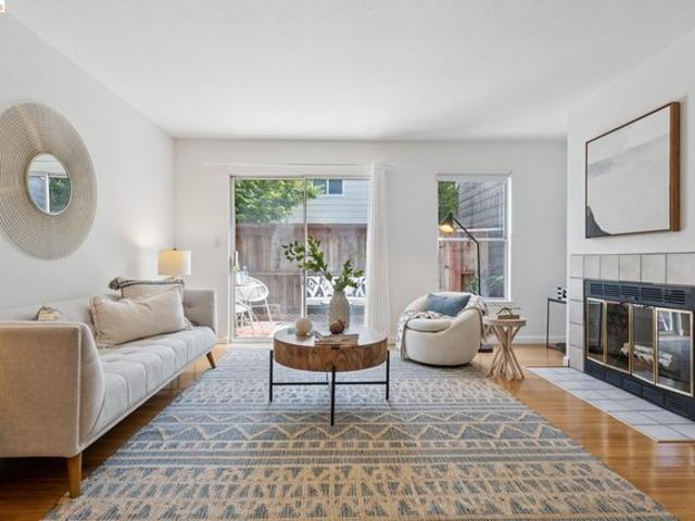 Condo for sale in Berkeley, California
