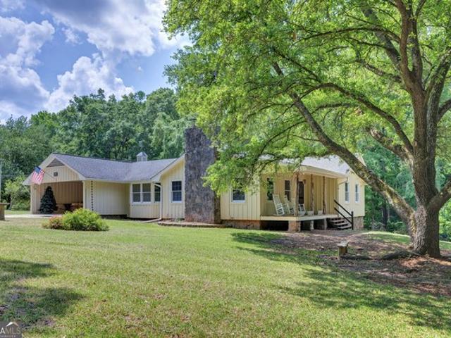 House for sale in Shady Dale, Georgia