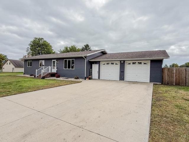 House for sale in Benson Mobile Manor, Benson
