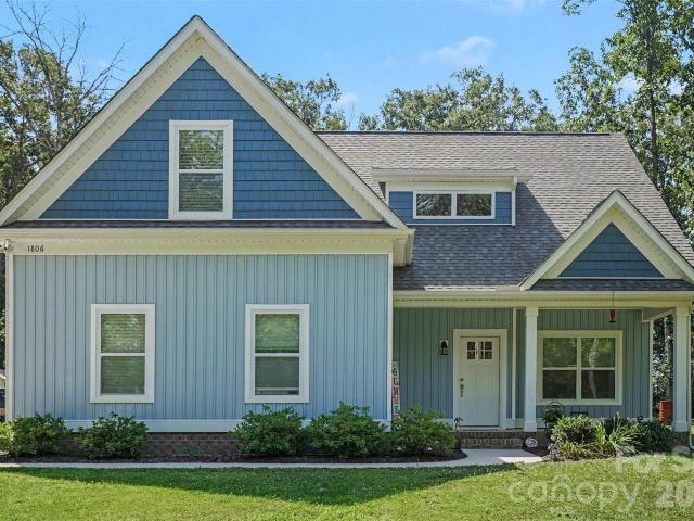 House for sale in Marshville, North Carolina
