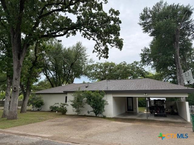 House for sale in Milam, Texas