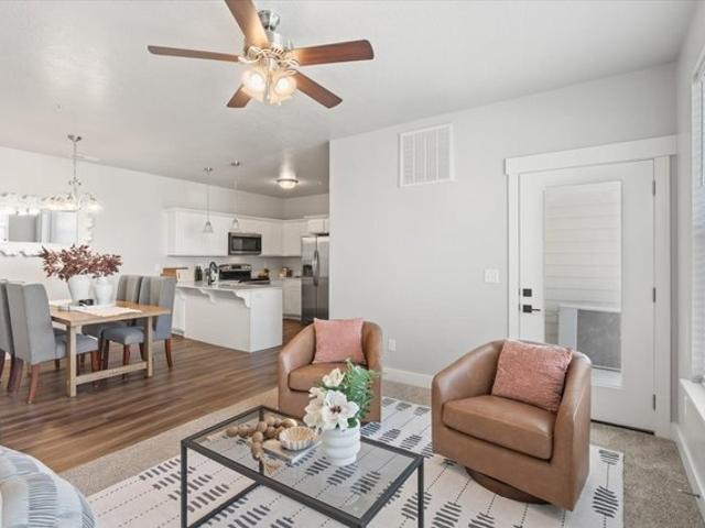 Condo for sale in Saratoga Springs, Utah