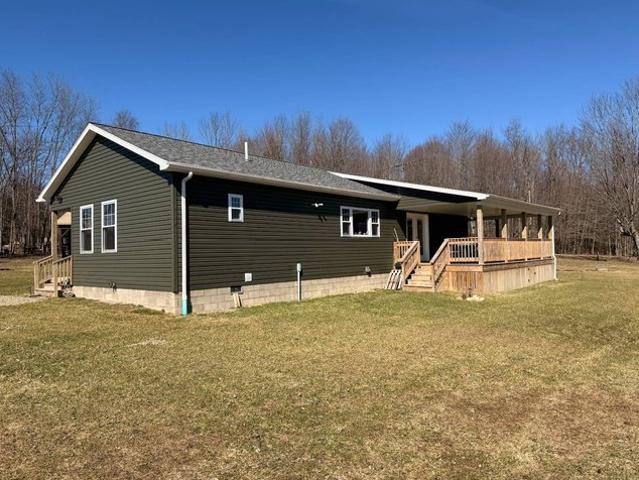 House for sale in Centerville, Pennsylvania