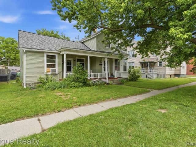 House for sale in Fort Gratiot, Michigan