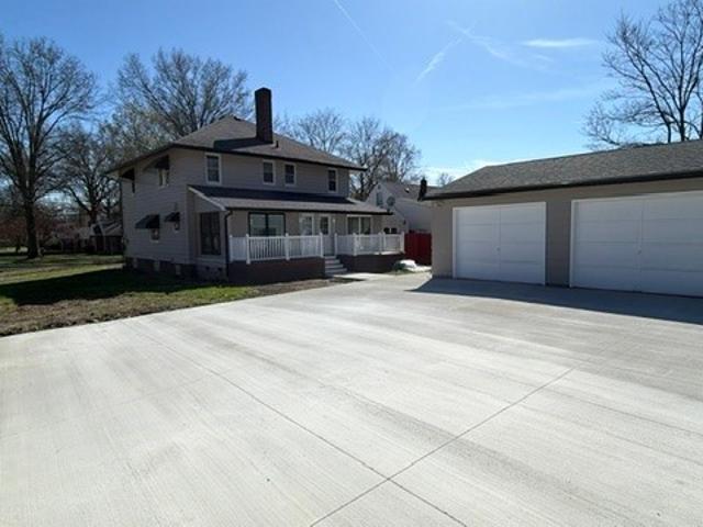 House for sale in Summit, Ohio