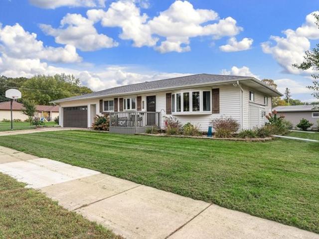 House for sale in Austin, Mower County