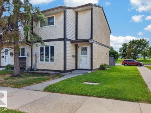 Townhouse for sale in Wedgewood, Alberta