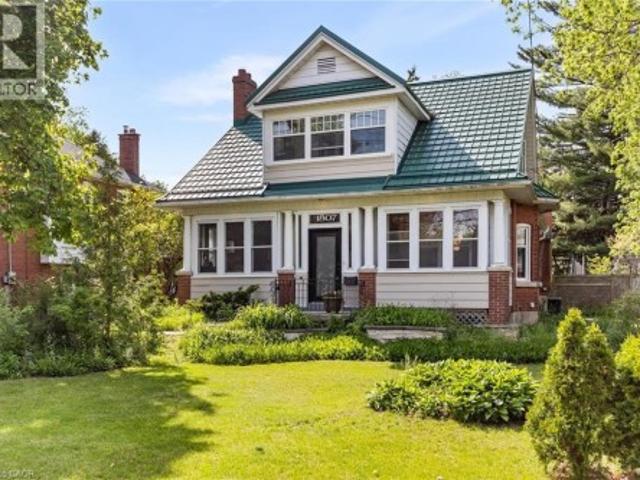 House for sale in Clarkson, Mississauga