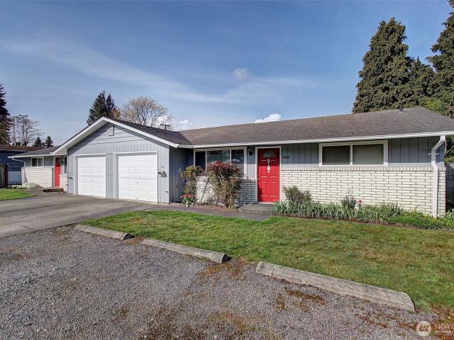 House for sale in Centralia, Washington
