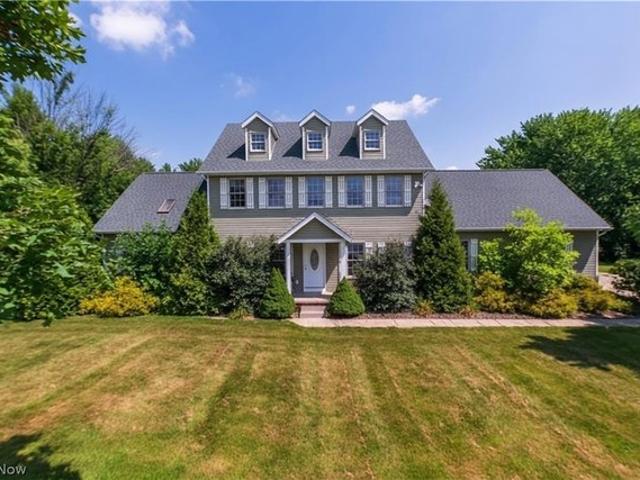 House for sale in Hartville, Ohio