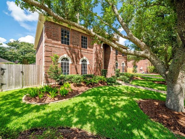 House for sale in Friendswood
