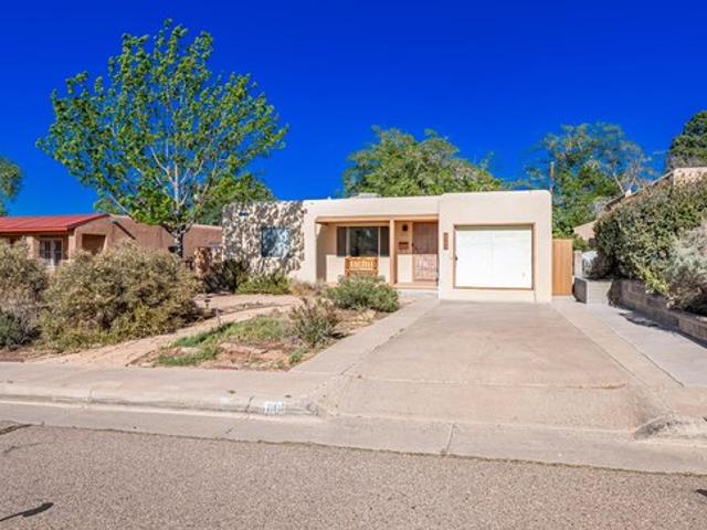 House for sale in New Mexico